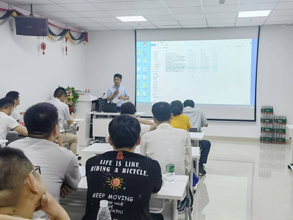 星空app网站官网-星空(中国)药业技术交流会 (3) - 副本.jpg